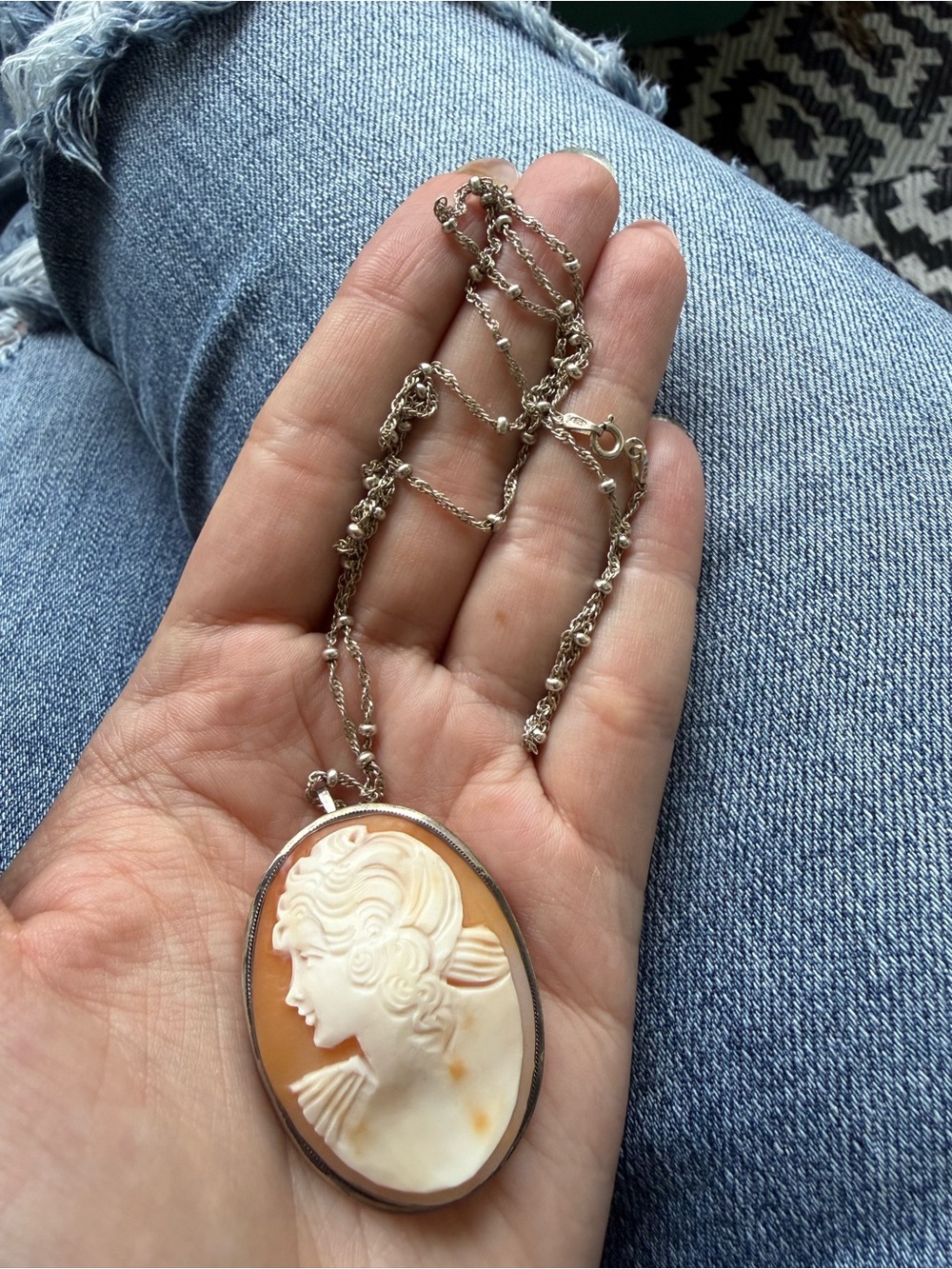 Vintage-Inspired White Cameo Pendant Necklace - Sterling Silver Chain